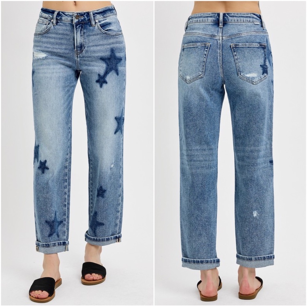 11 Star-Print Cropped Mom Jeans - Light Blue - Picture 3 of 3